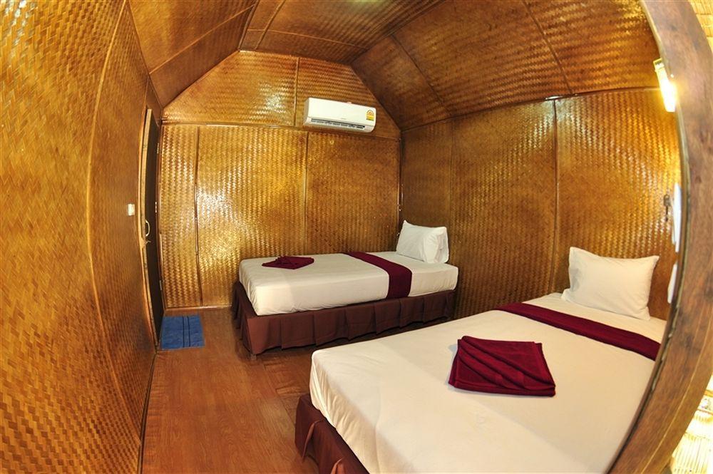 Phi Phi Hill Bamboo Bungalow Exterior foto