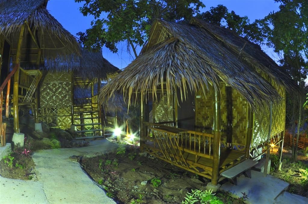 Phi Phi Hill Bamboo Bungalow Exterior foto